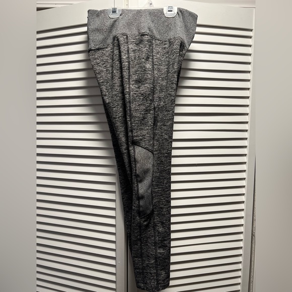 PINK Cozy Leggings Size L - Picture 3 of 5